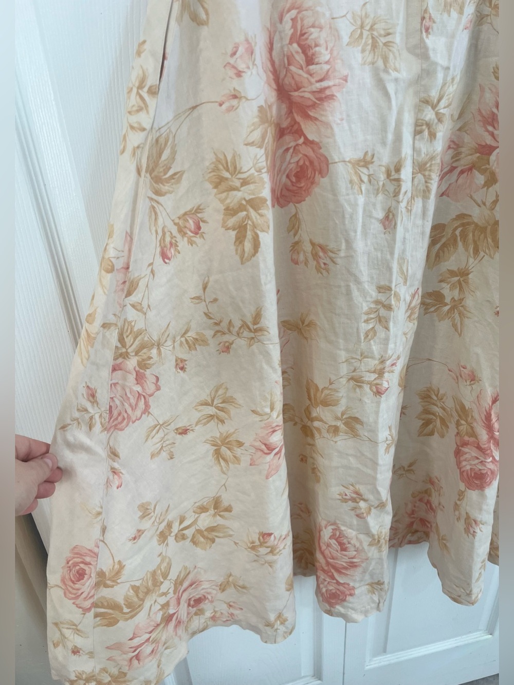 Vintage Lauren Ralph Lauren 100% linen floral button-front midi skirt, size 8. - Picture 5 of 11